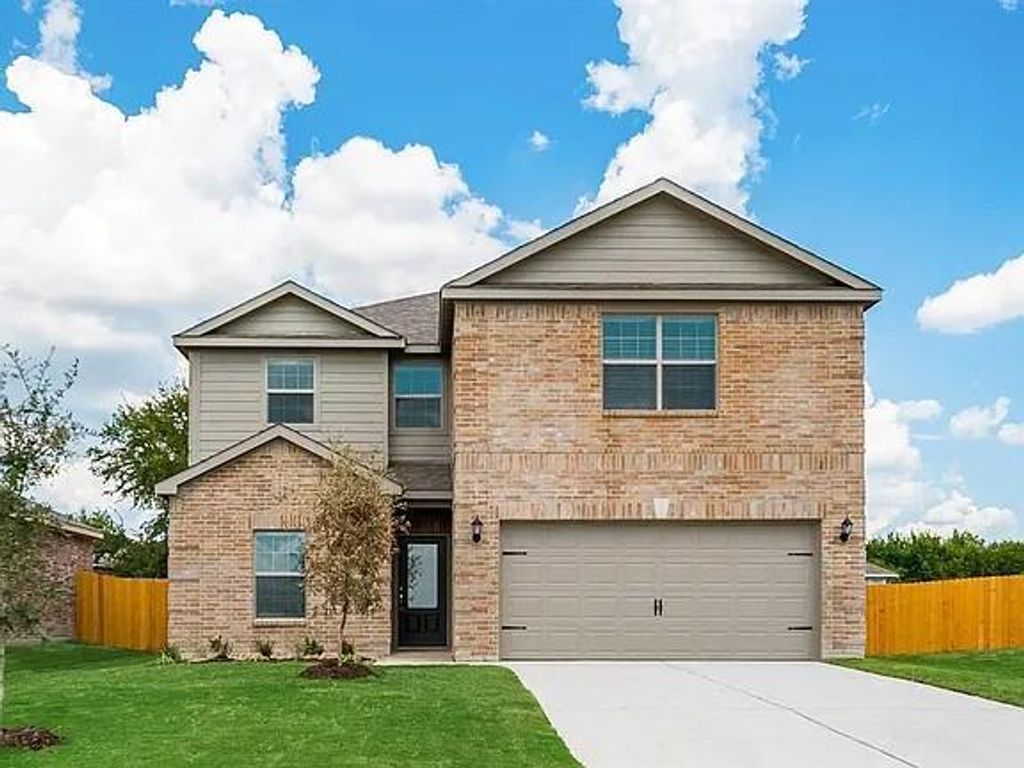 2012 Jeanine Drive, Anna