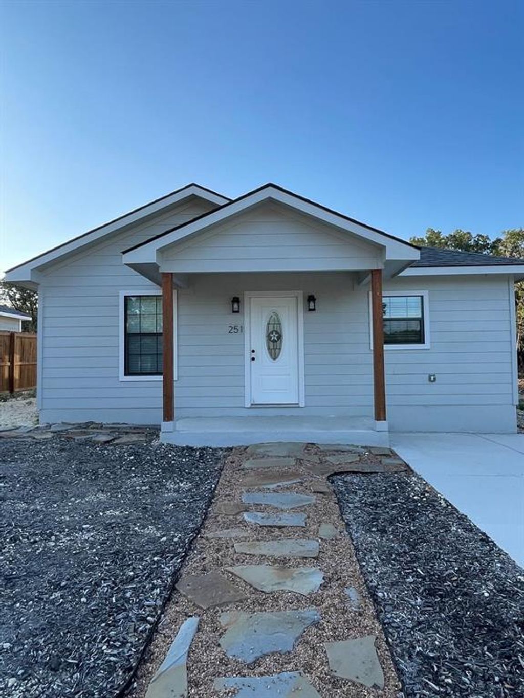 251 Brushy Creek Trail, Bandera