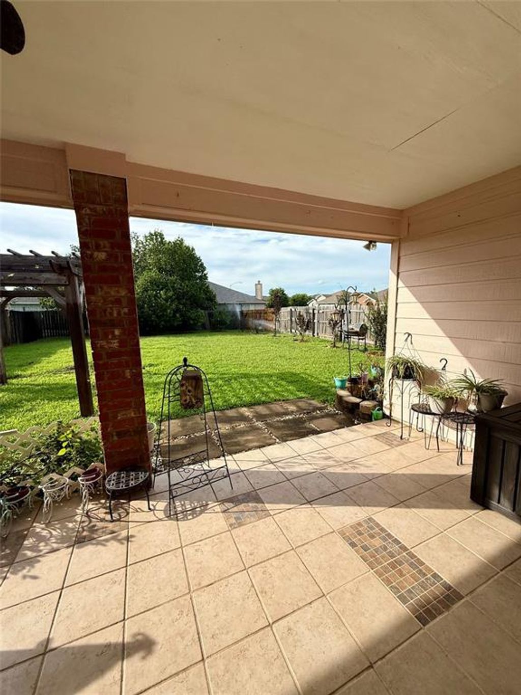 5004 Mountain Valley Court, Fort Worth