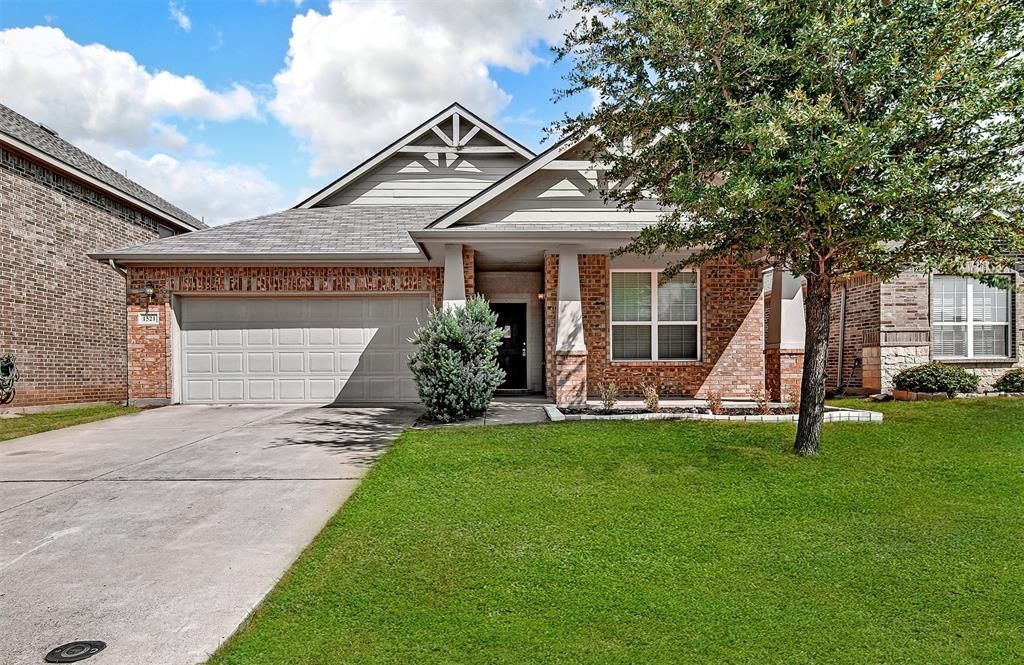 1521 Birds Eye Road, Fort Worth