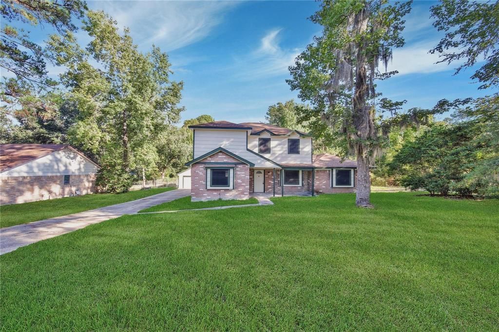 10071 Woodhollow Drive, Conroe