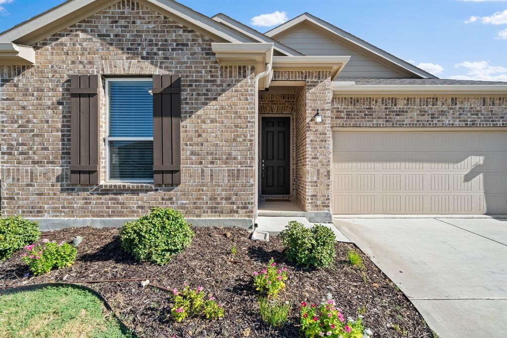 949 Brock Drive, Aubrey