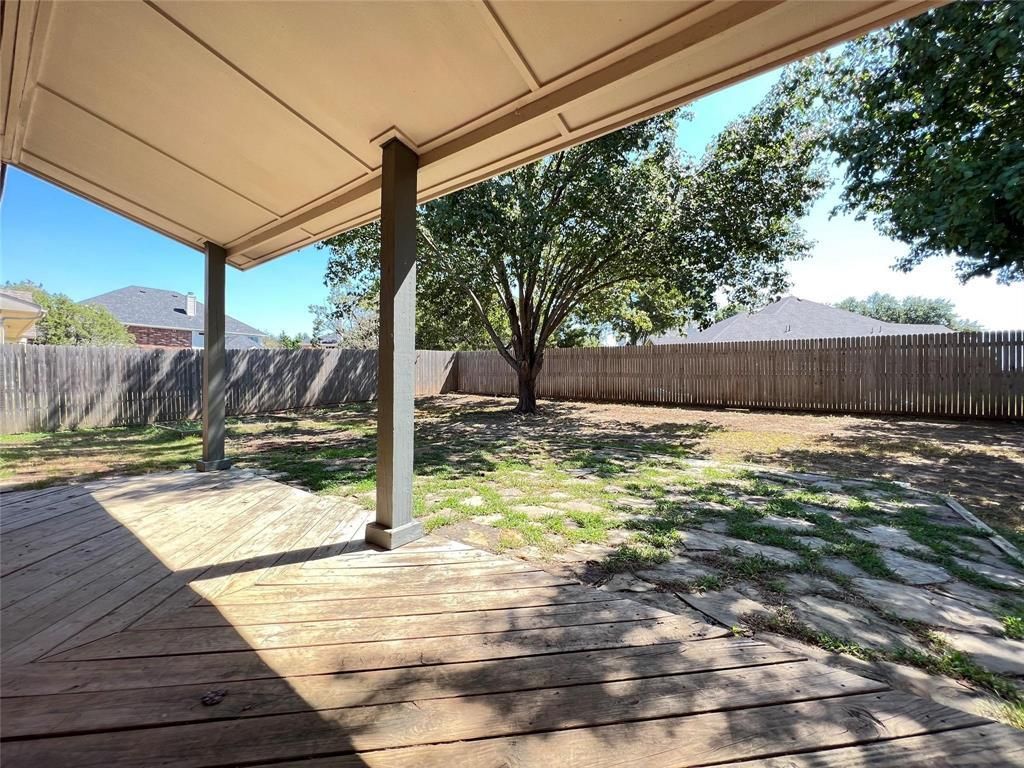 429 N Waterford Oaks Drive, Cedar Hill
