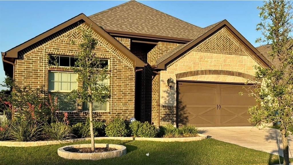 216 Missler Drive, Aledo