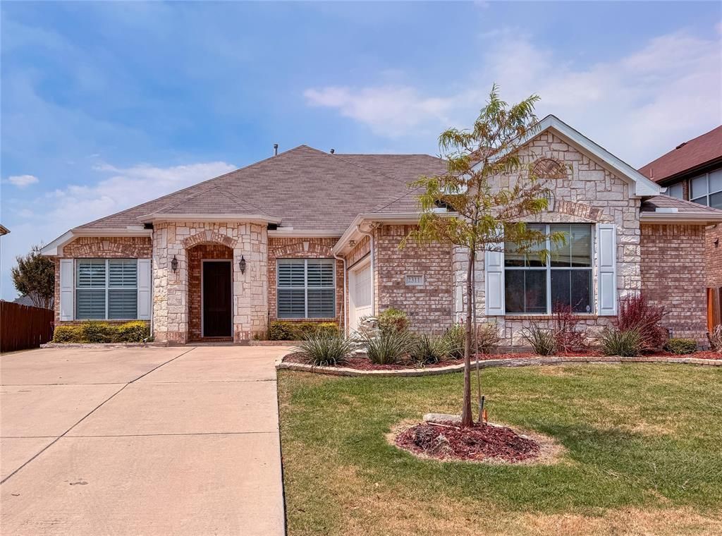 2311 Collin Drive, Grand Prairie