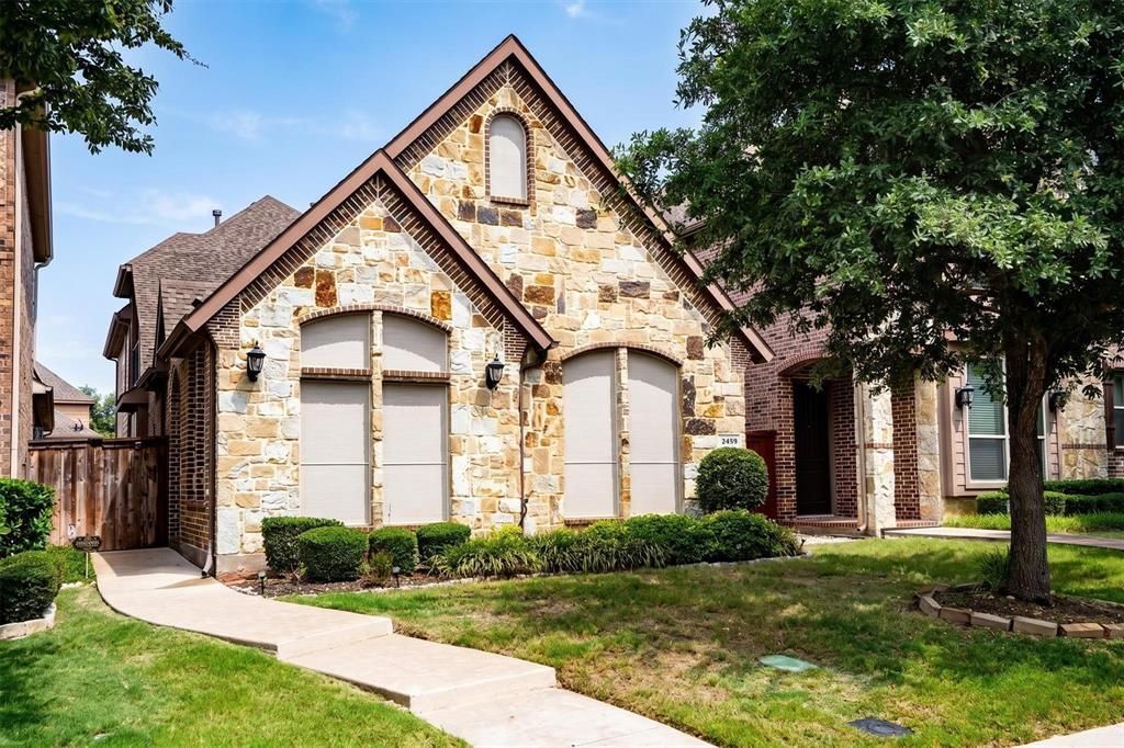 2459 Embleton Drive, Lewisville