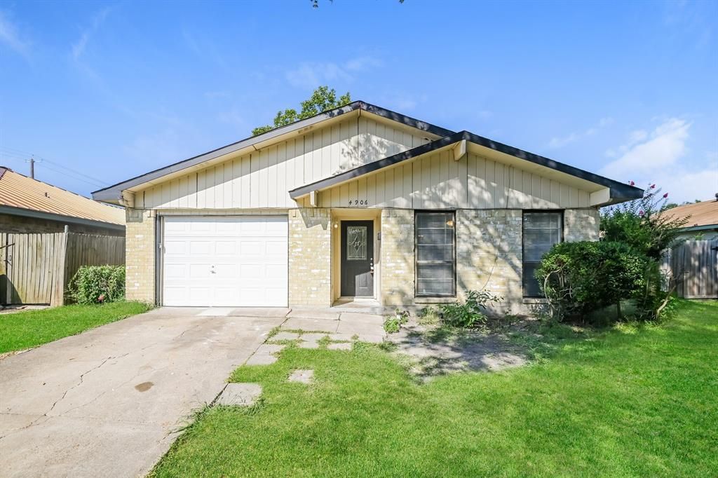 4906 Stagecoach Lane, Garland