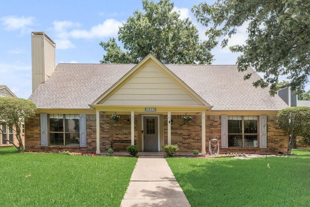 1022 Melissa Lane, Garland