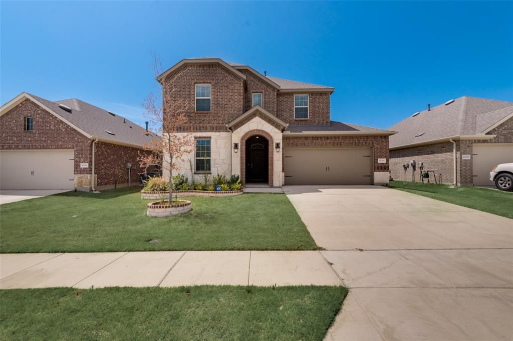 10704 Strike Street, Aubrey