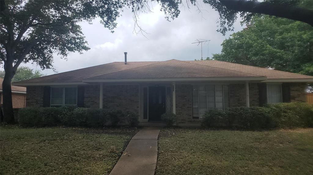 317 Doral Place, Garland