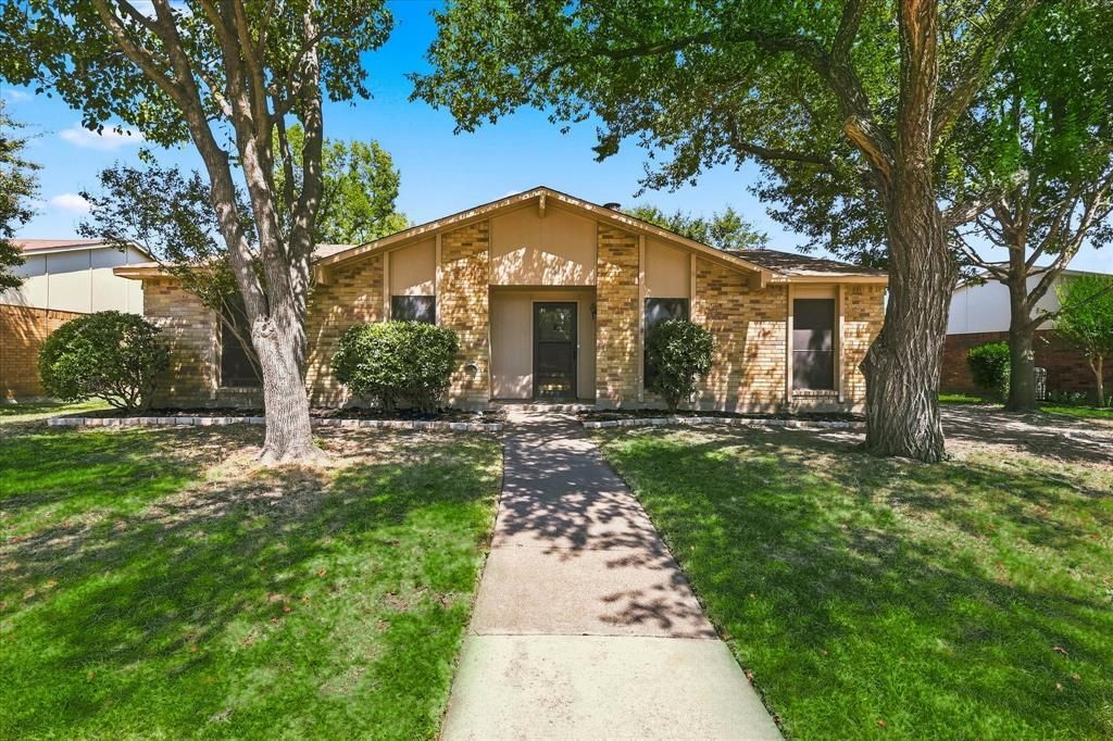 411 Clear Creek Lane, Coppell