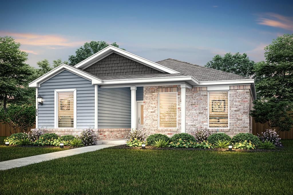 1008 Camelia Grove Court, Hutchins