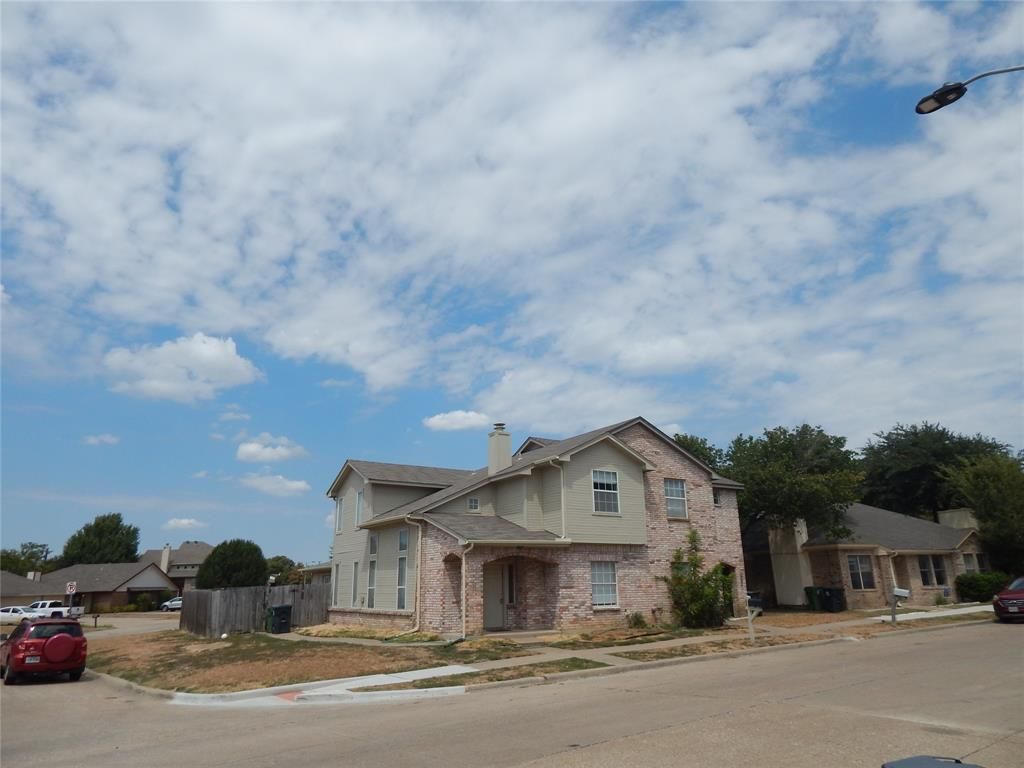 1027 Tennessee Trail, Arlington