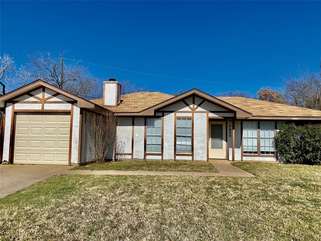 3809 Tamarron Lane, Arlington