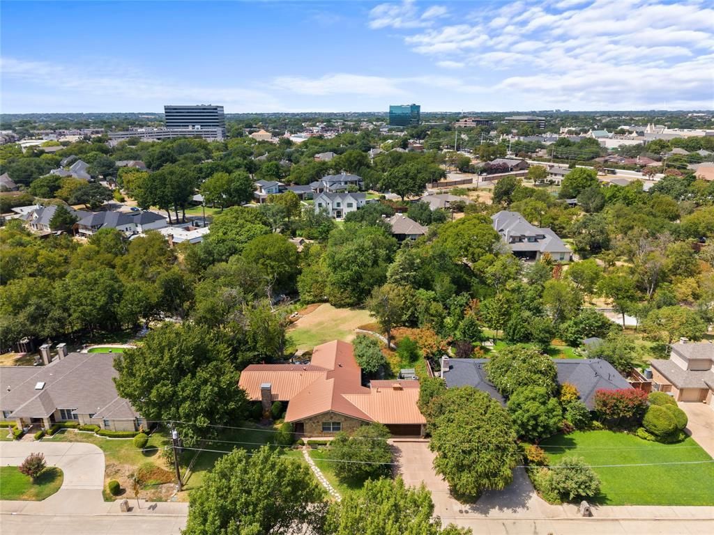 7105 Winding Creek Road, Dallas