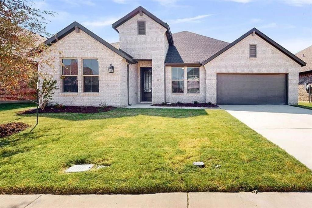 1432 Lawnview Drive, Forney
