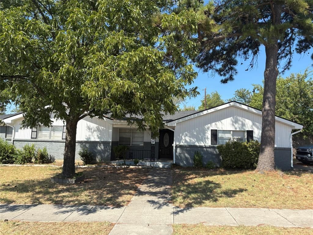 5213 Colorado Boulevard, North Richland Hills