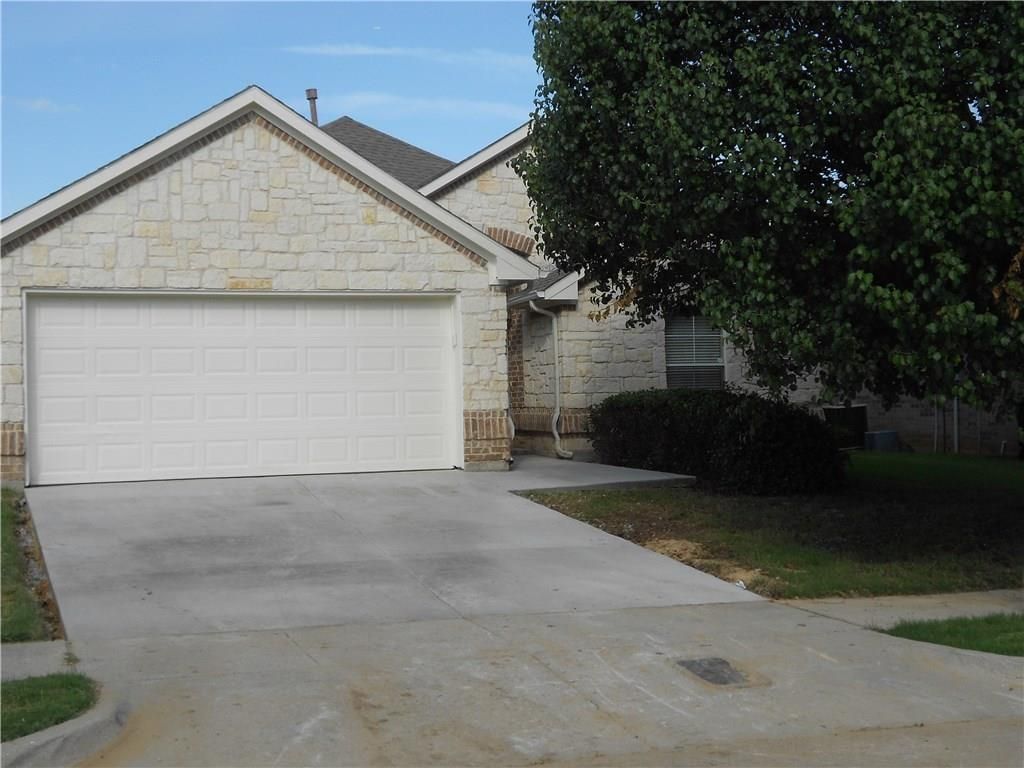 8600 Western Meadows Drive, Fort Worth