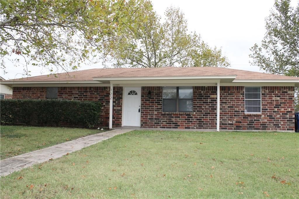 122 Southside Drive, Sanger