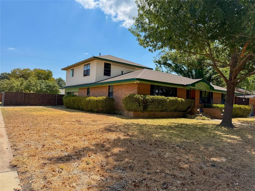 1302 Patricia Lane, Garland