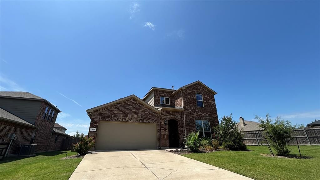 400 Plum Court, Burleson