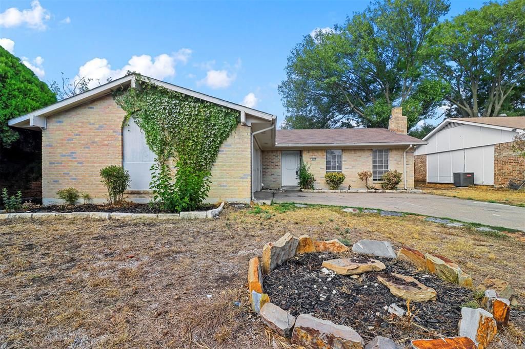 609 Shadyglen Drive, Allen