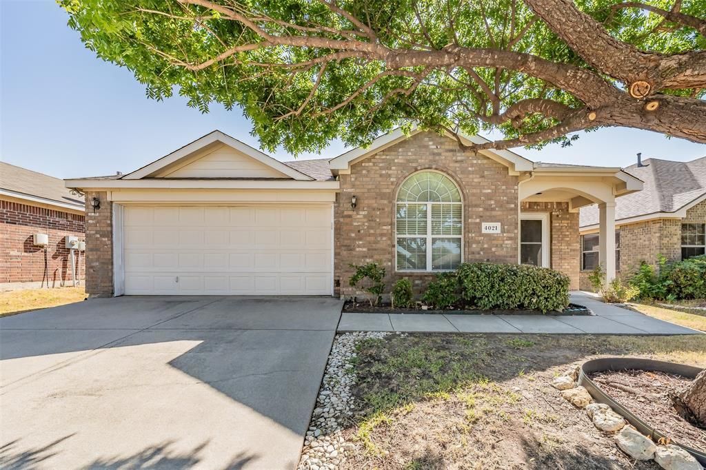 4021 Diamond Ridge Drive, Fort Worth