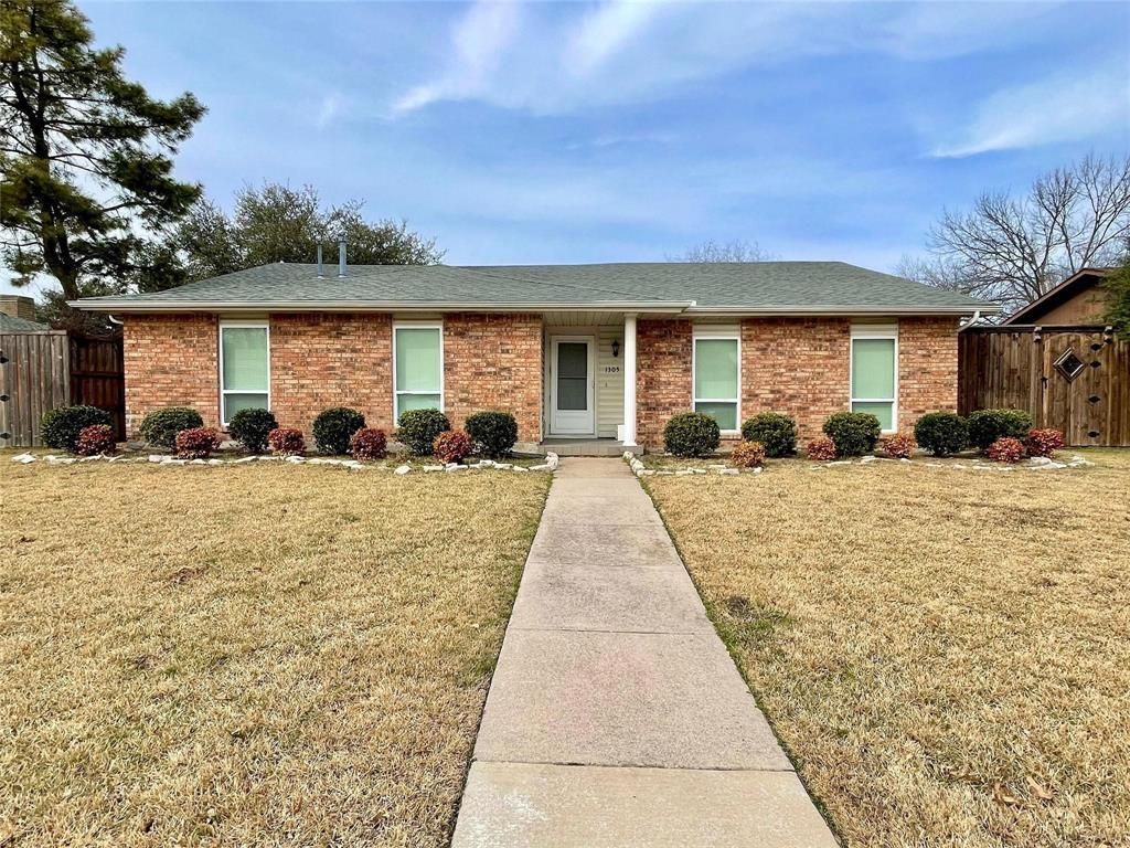 1305 W Spring Creek Parkway, Plano