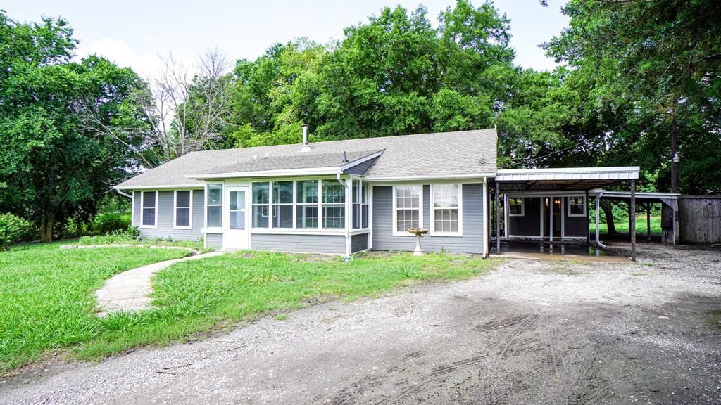 1044 N King Road, Fate