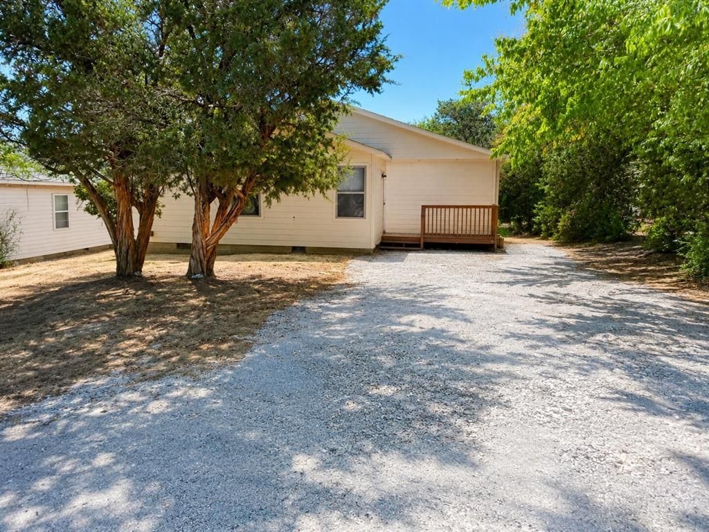 2503 Woodhaven Drive, Granbury