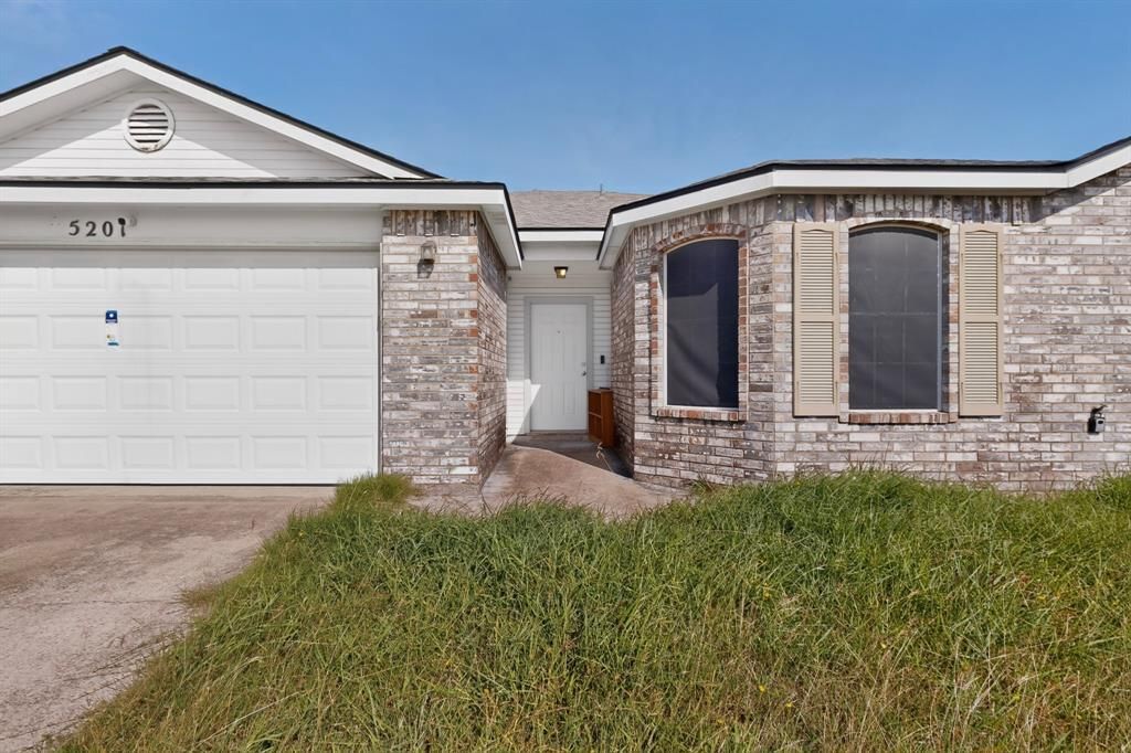 5201 Holster Drive, Killeen