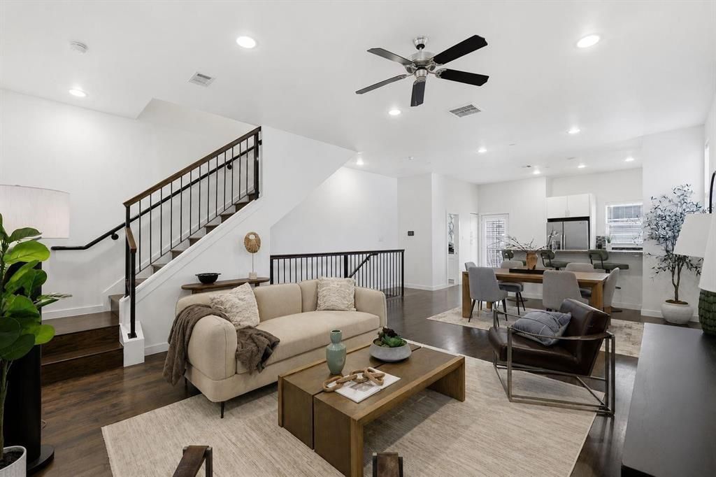 3200 Ross Avenue 28, Dallas