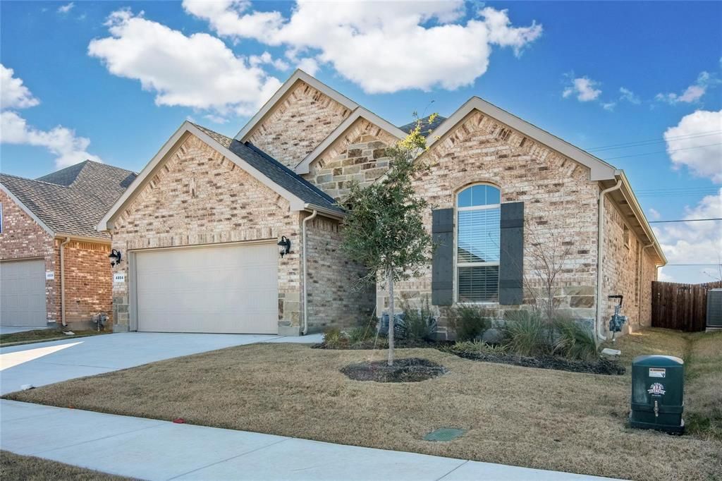 4804 Dewy Rose Lane Lane, Fort Worth