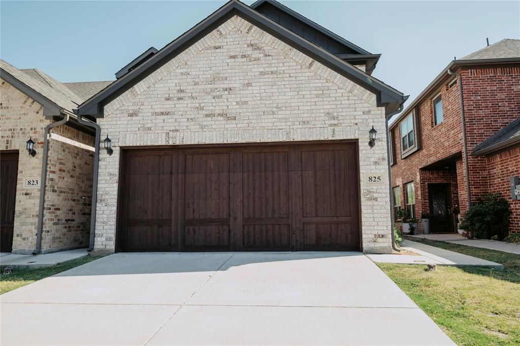825 Eaglescliffe Landing, Wylie