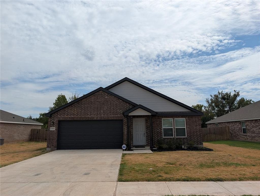 504 Jameson Street, Springtown