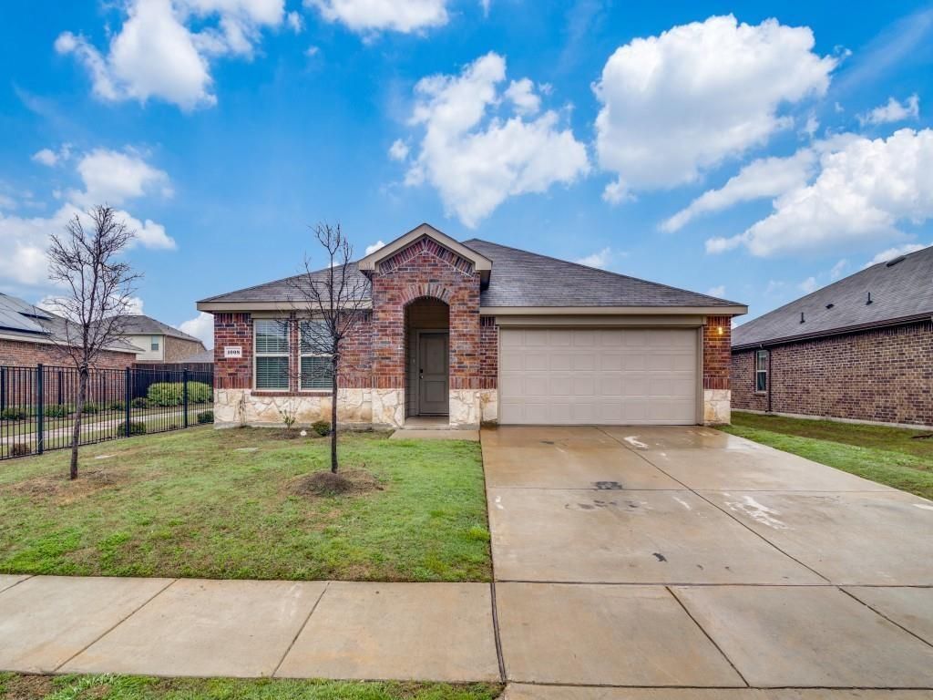 1008 Silver Maple Lane, Royse City