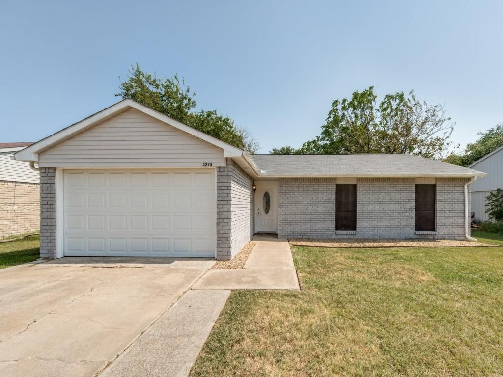 5225 Knox Drive, The Colony