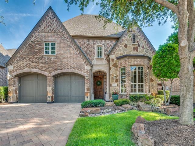 656 Clearwater Drive, Irving