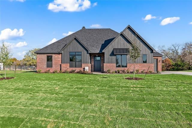1033 Silver Sage Trail, Weatherford