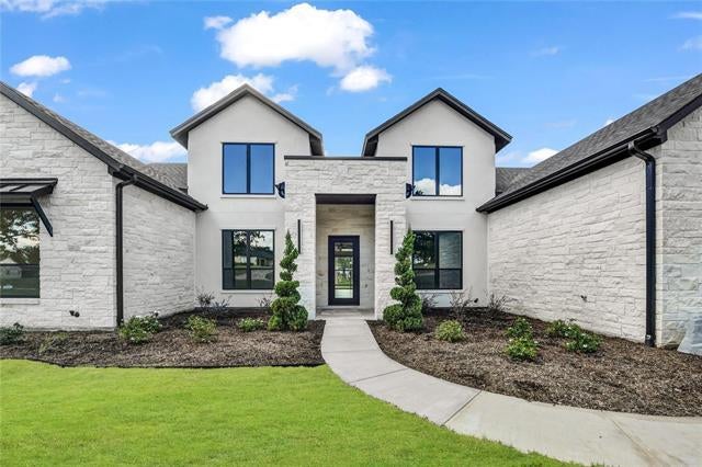 1035 Estancia Boulevard, Weatherford