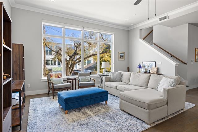 5818 Lindell Avenue B, Dallas