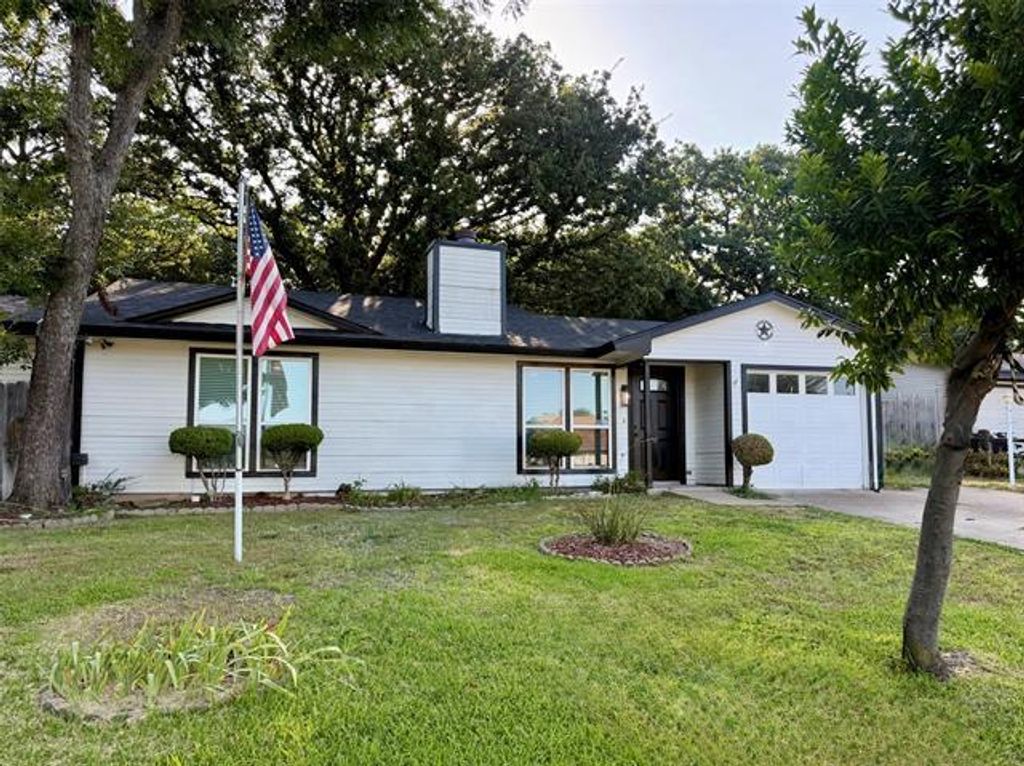 4804 Lemondrop Court, Arlington