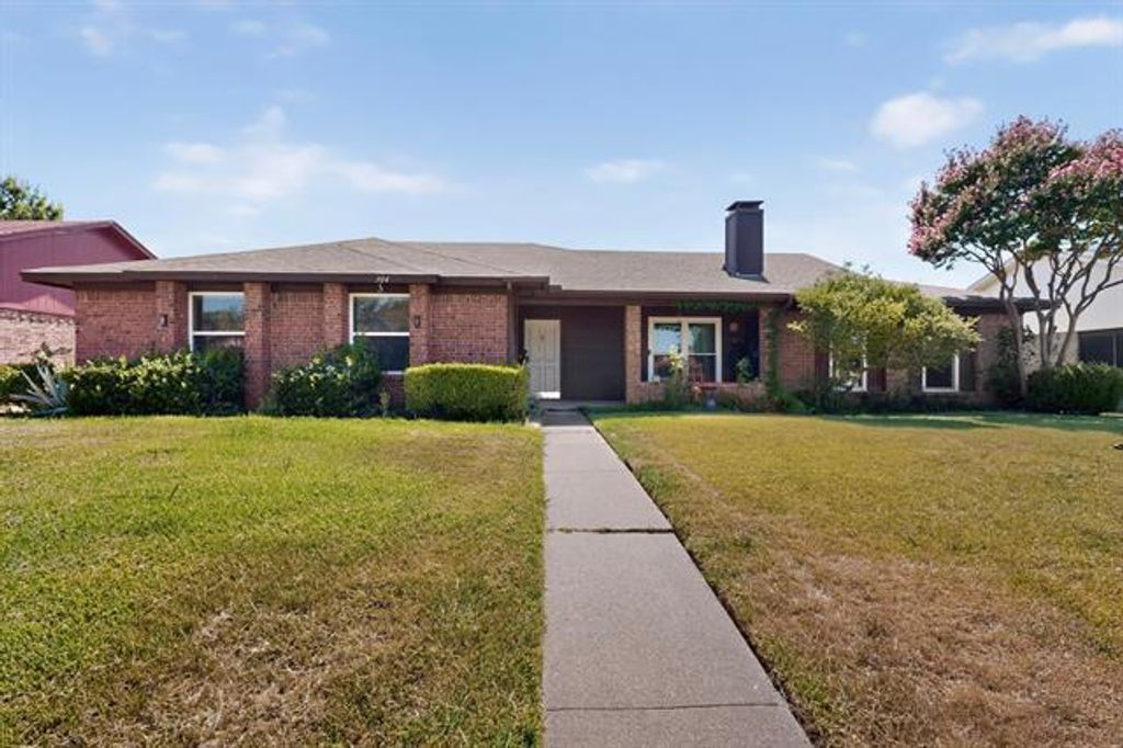 304 Cole Street, Garland