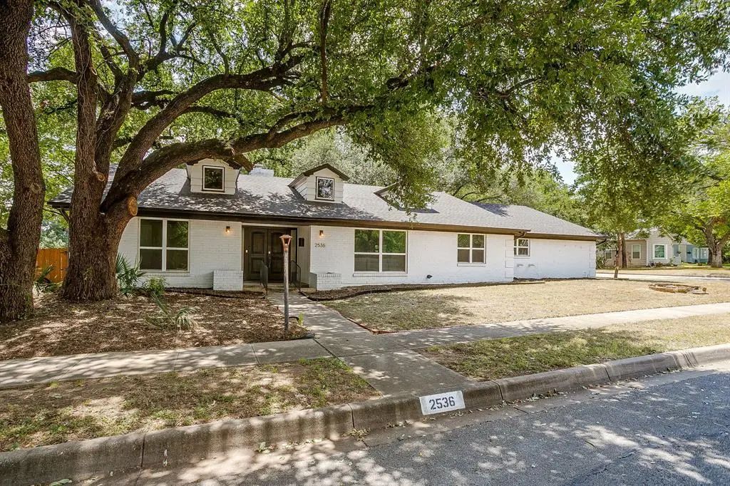 2536 Daisy Lane, Fort Worth
