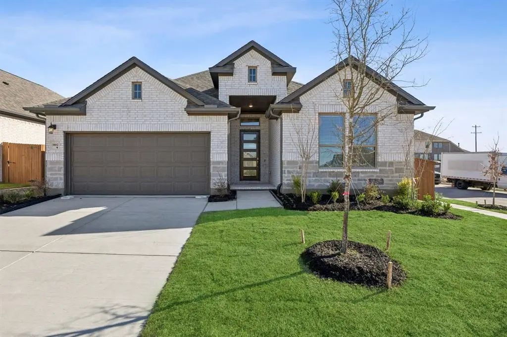 3802 Belleview Place, Crandall