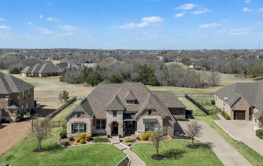 1904 Kings Pass, Heath