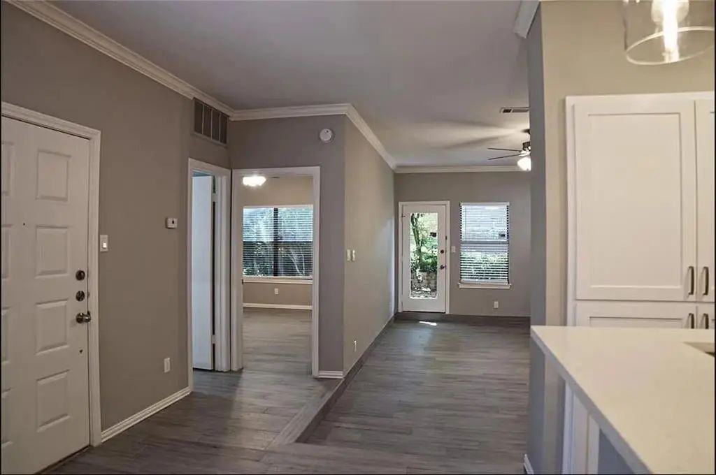 7340 Skillman Street 101, Dallas