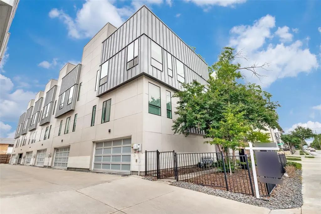 4944 Camdale Court, Dallas