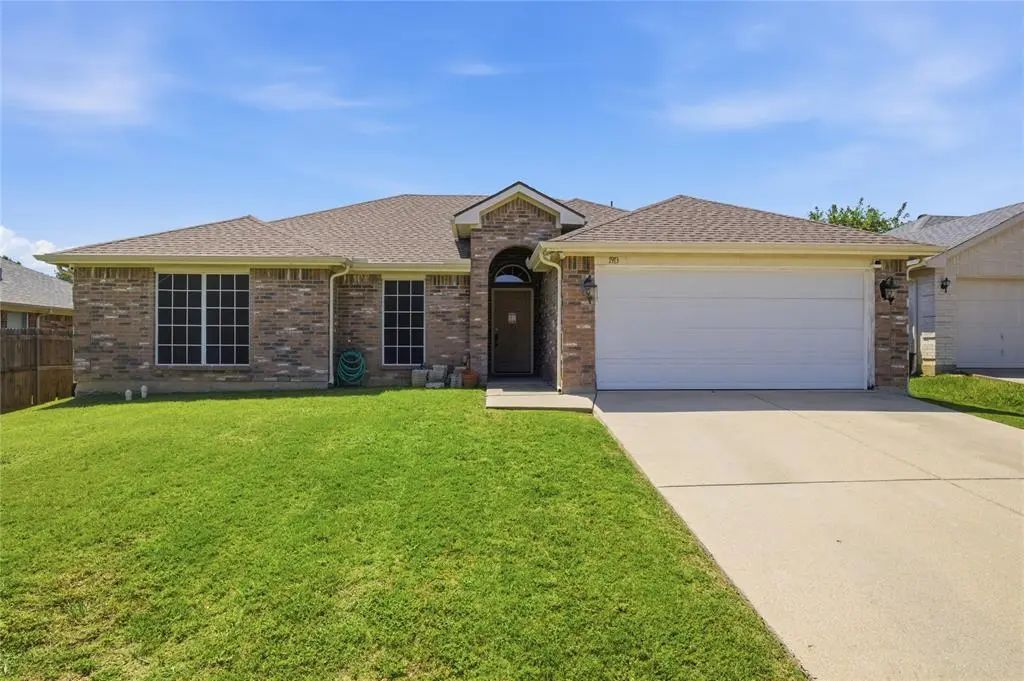 1913 Wahoo Drive, Mansfield