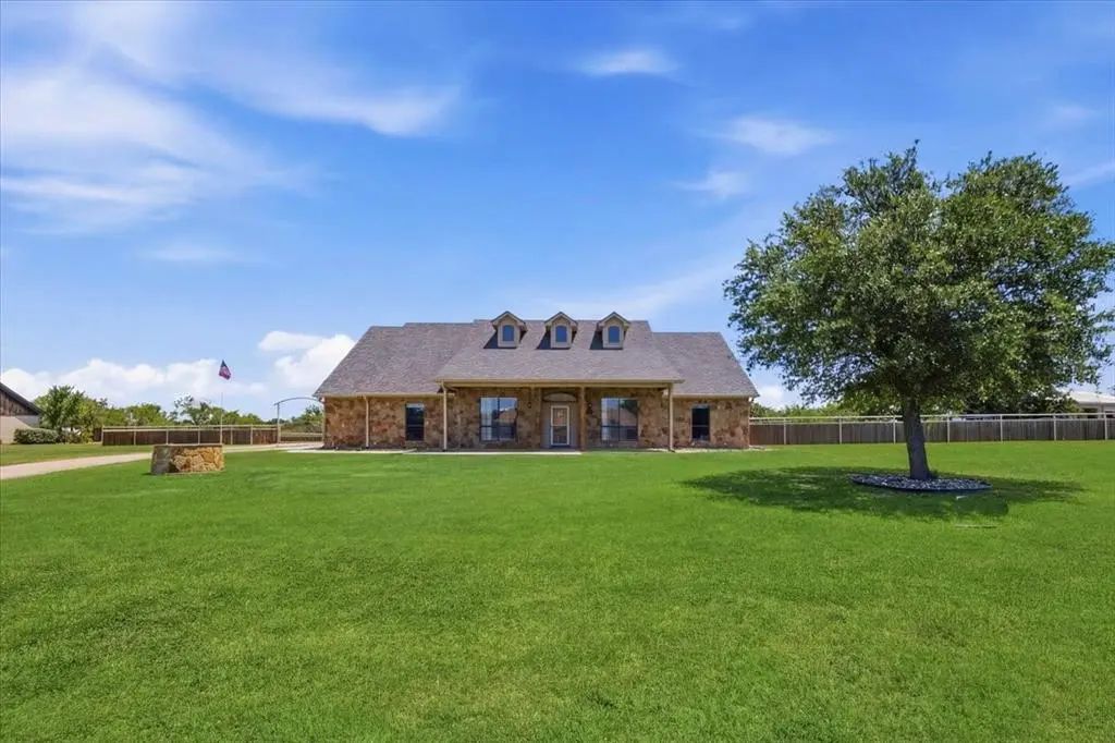 122 Eagle Pass Lane, Weatherford
